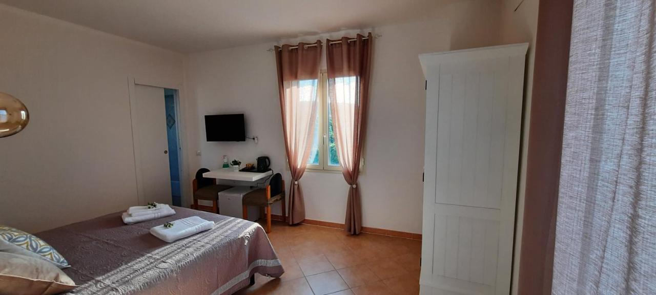 Monte Becco Panoramic Rooms Санта-Тереза-Галлура Экстерьер фото